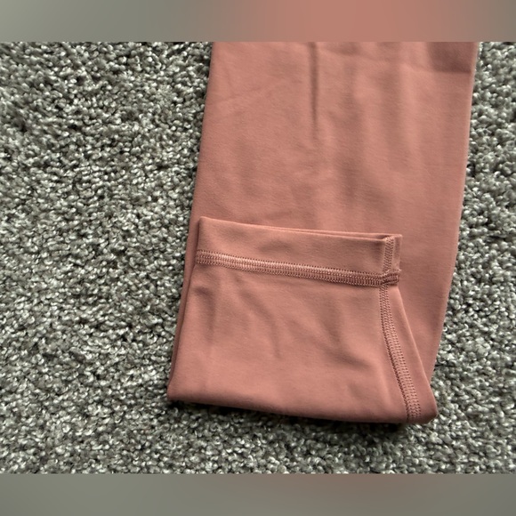 Lululemon Align Leggings-New w/t Tags-Mauve - Picture 8 of 8
